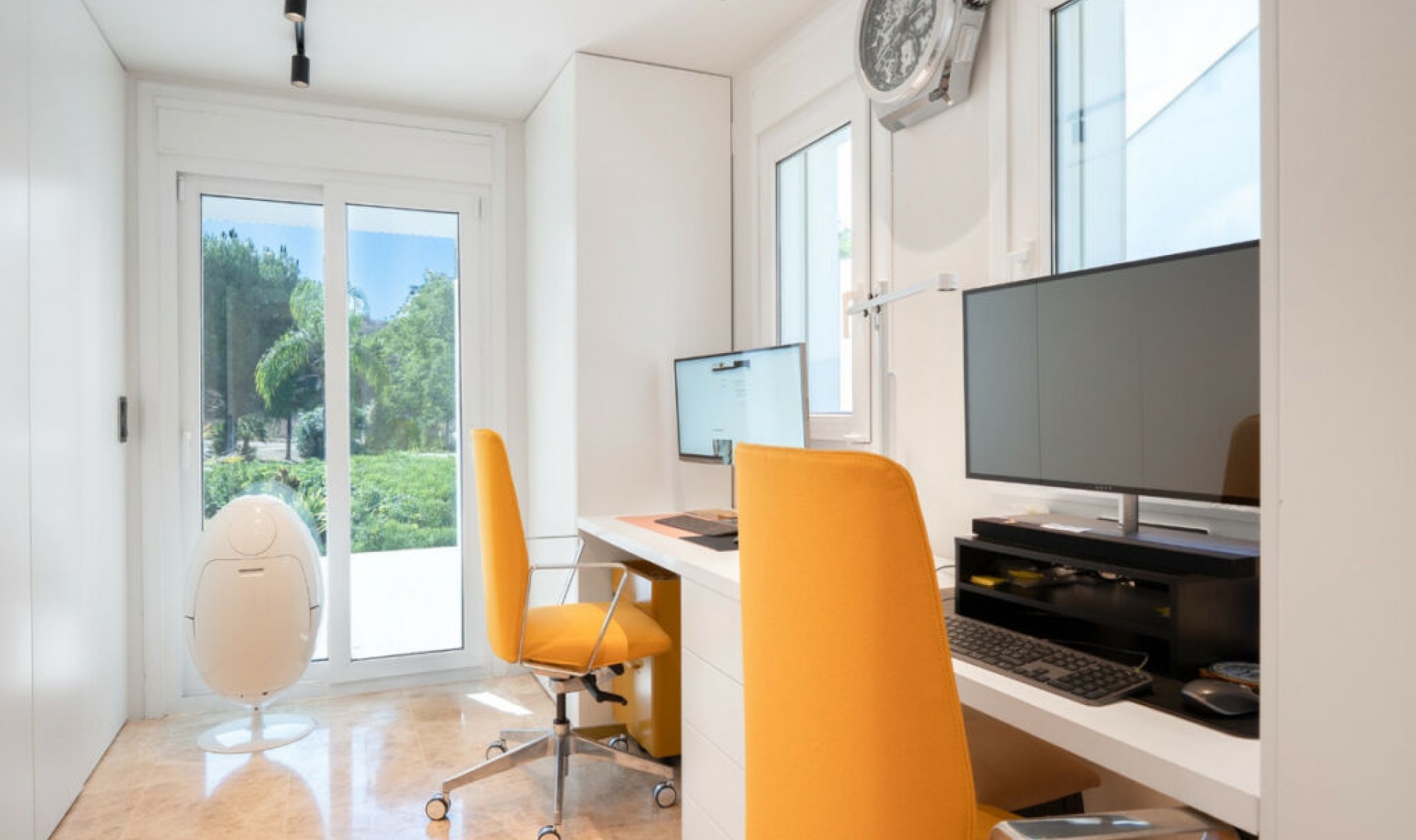 Resale - House -
Marbella