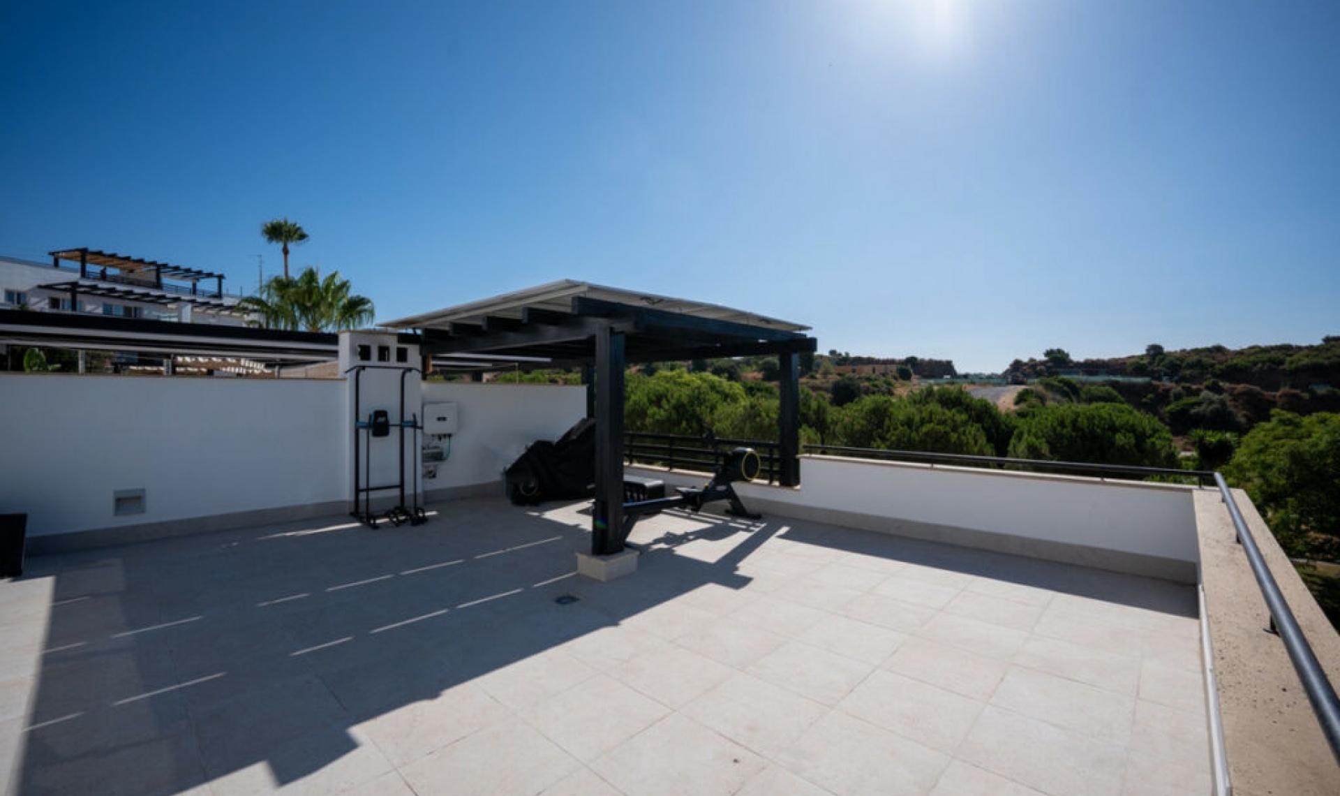 Resale - House -
Marbella