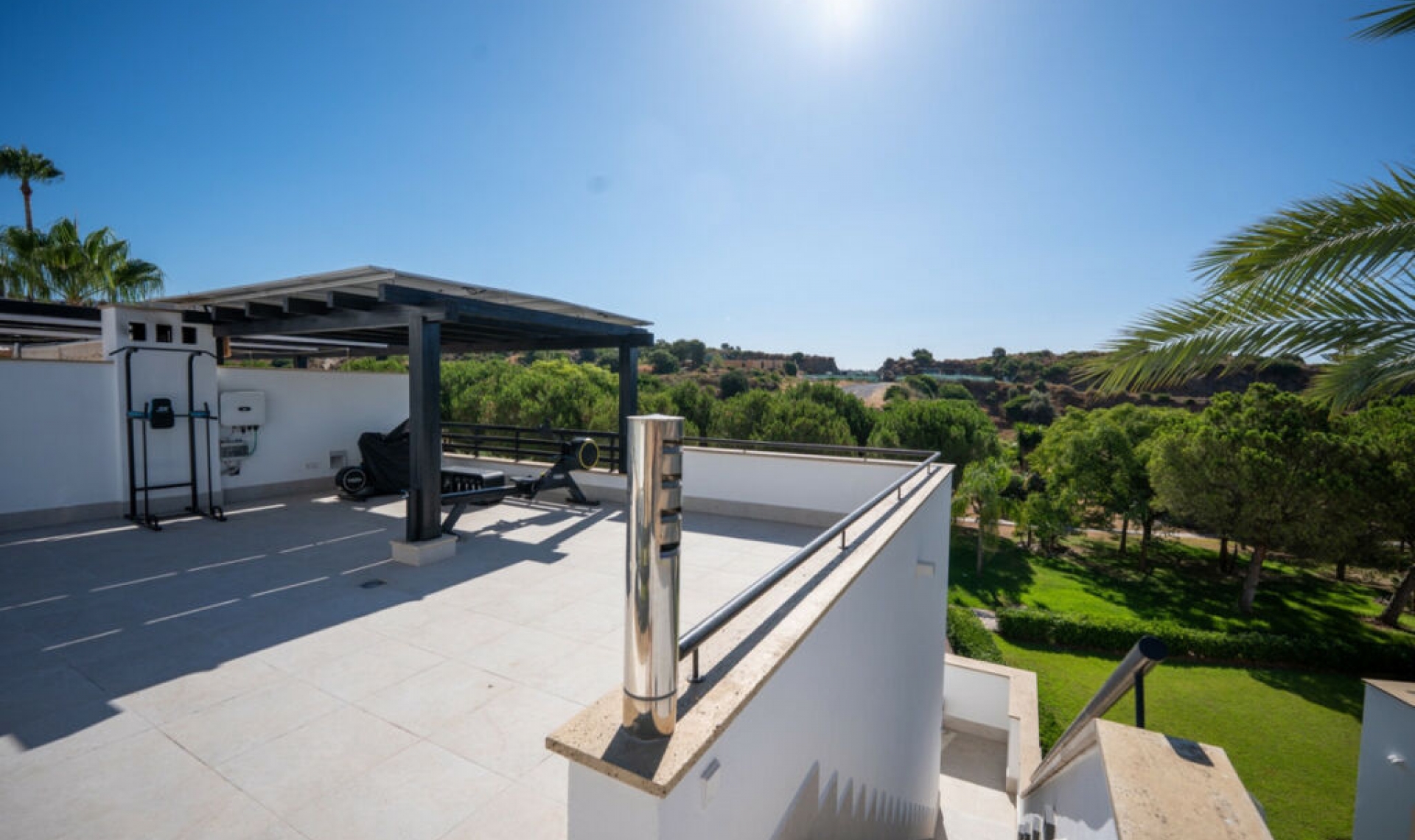 Resale - House -
Marbella