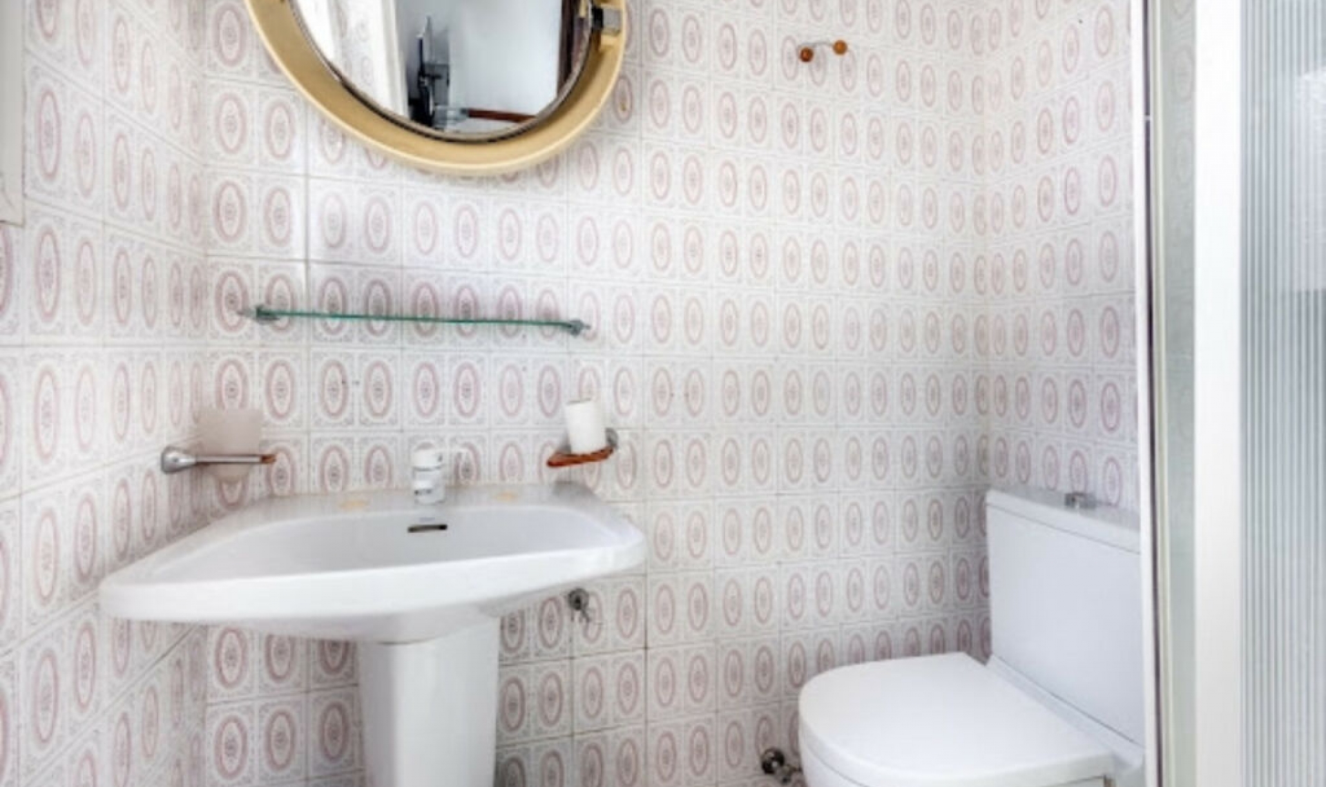 Resale - House -
Marbella