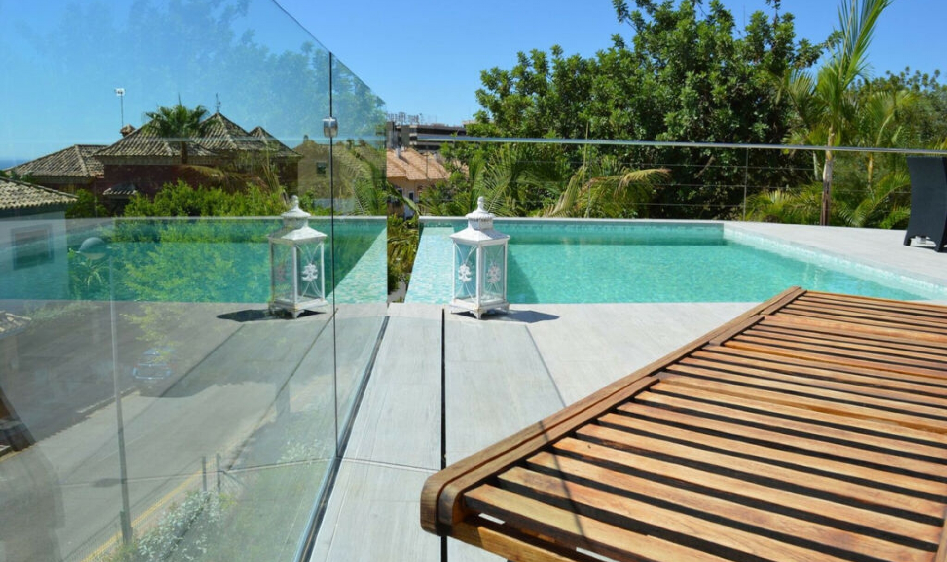 Resale - House -
Marbella