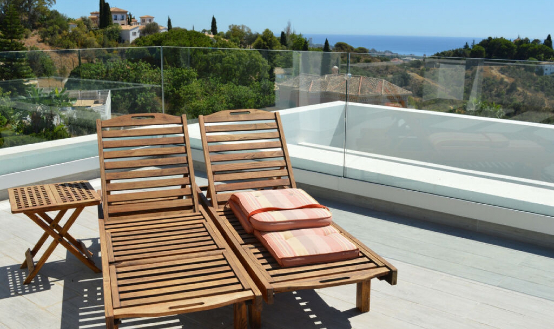 Resale - House -
Marbella