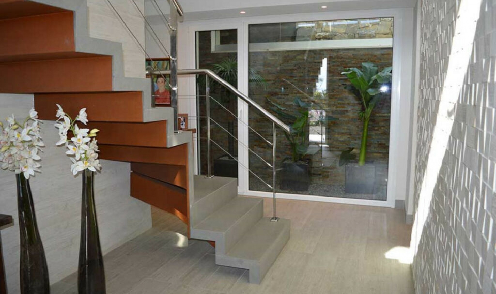 Resale - House -
Marbella