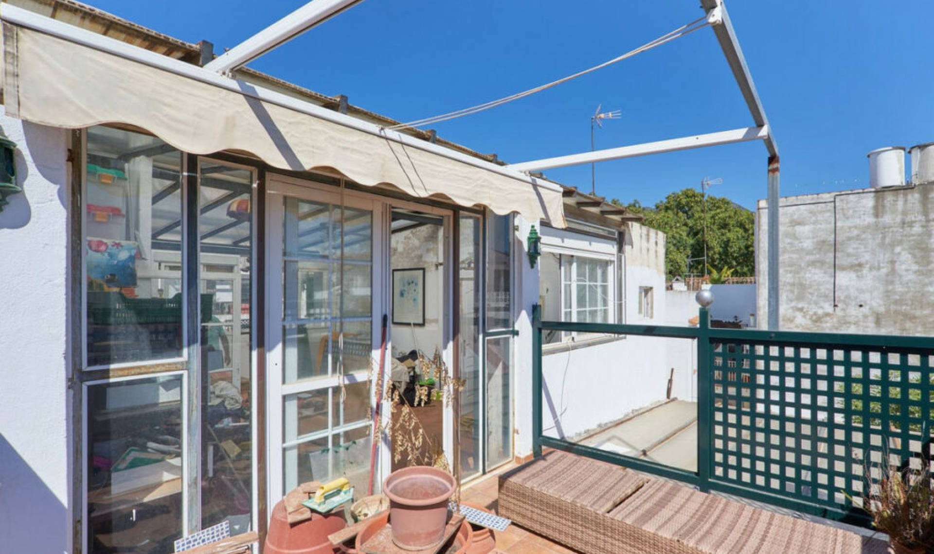 Resale - House -
Marbella