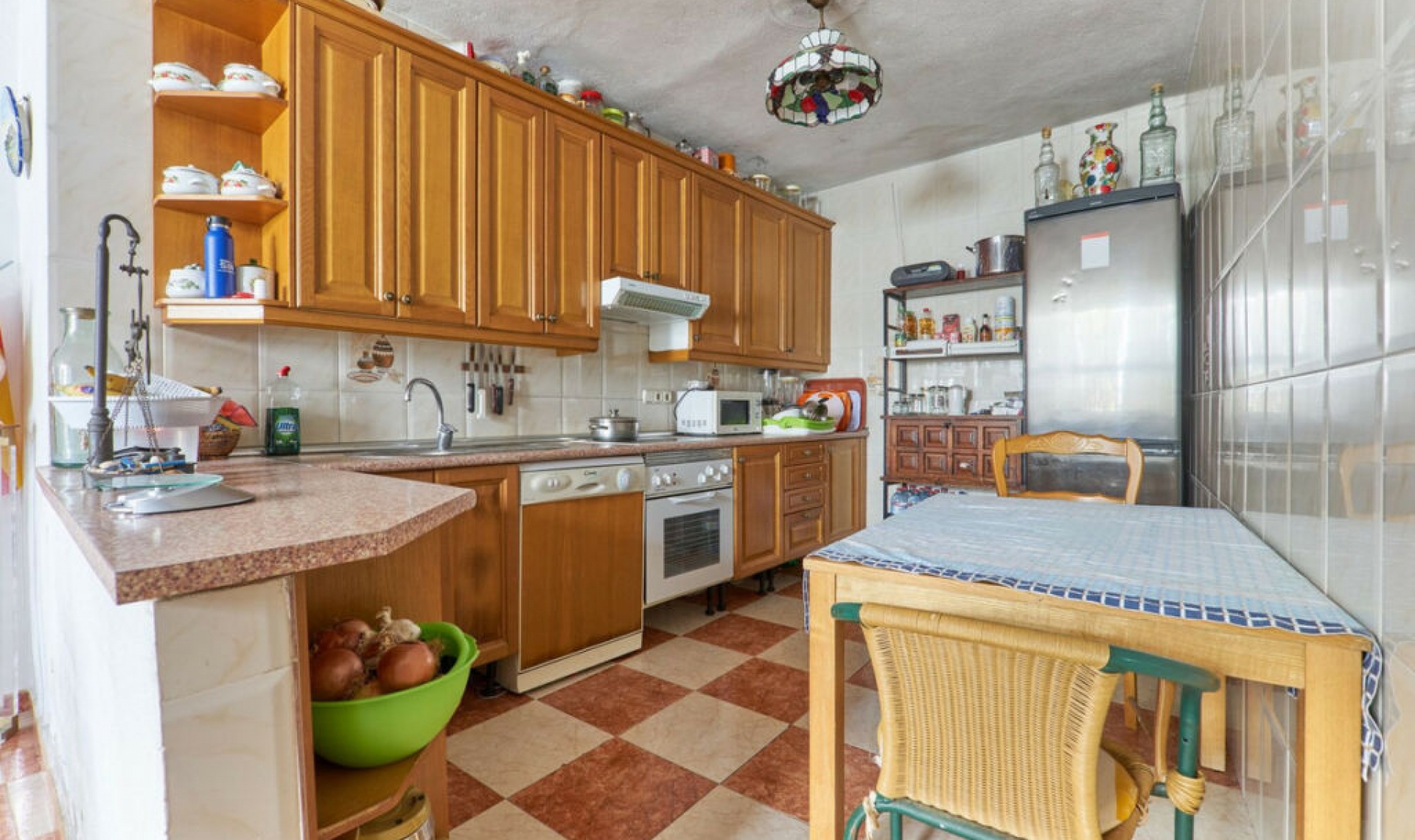 Resale - House -
Marbella