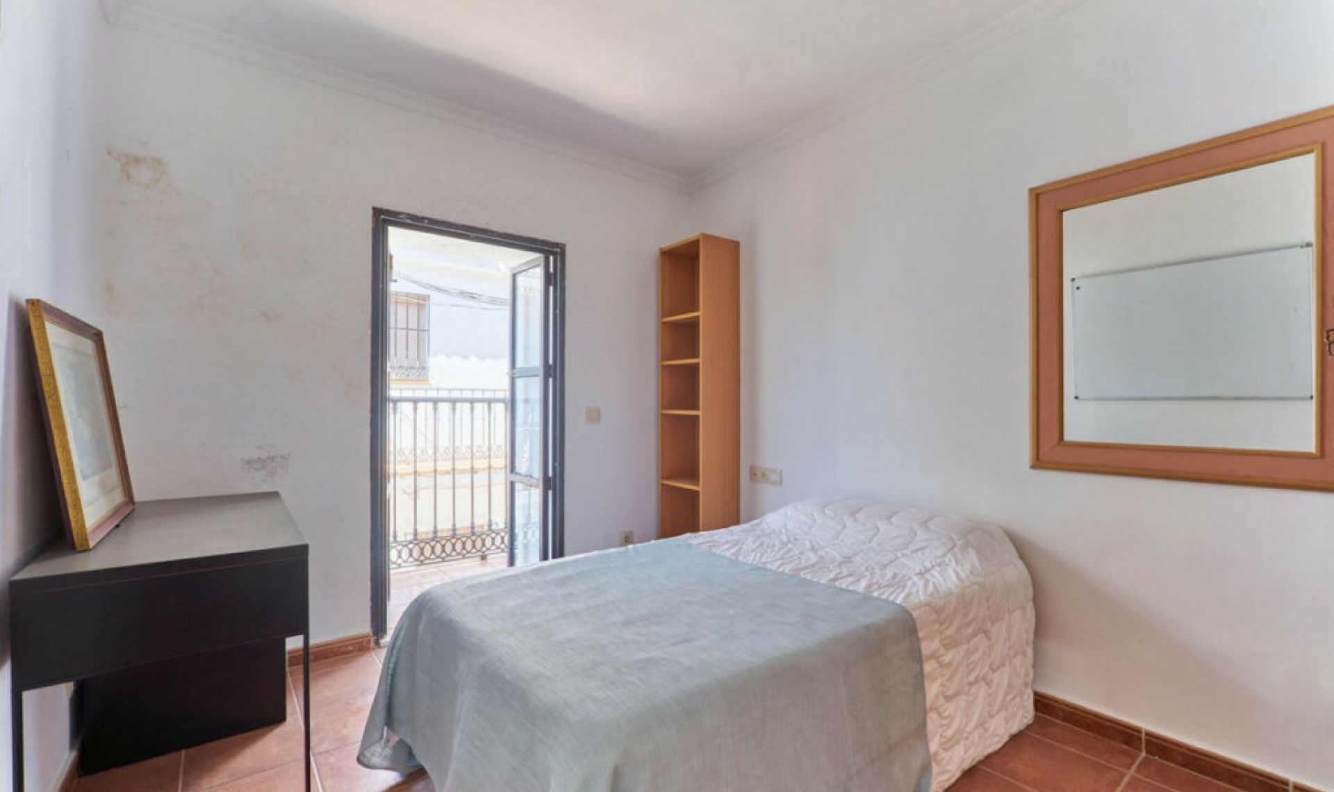 Resale - House -
Marbella