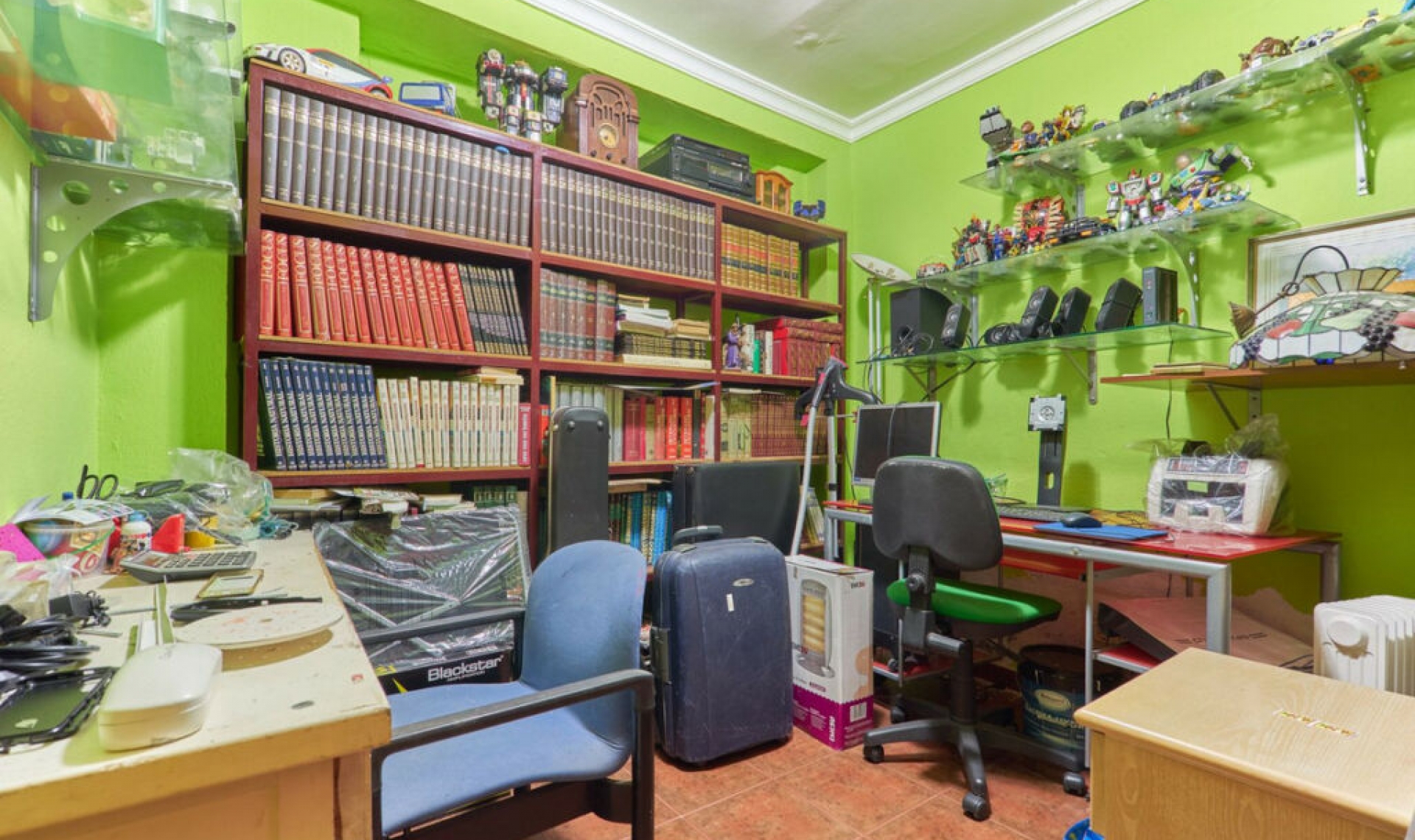 Resale - House -
Marbella