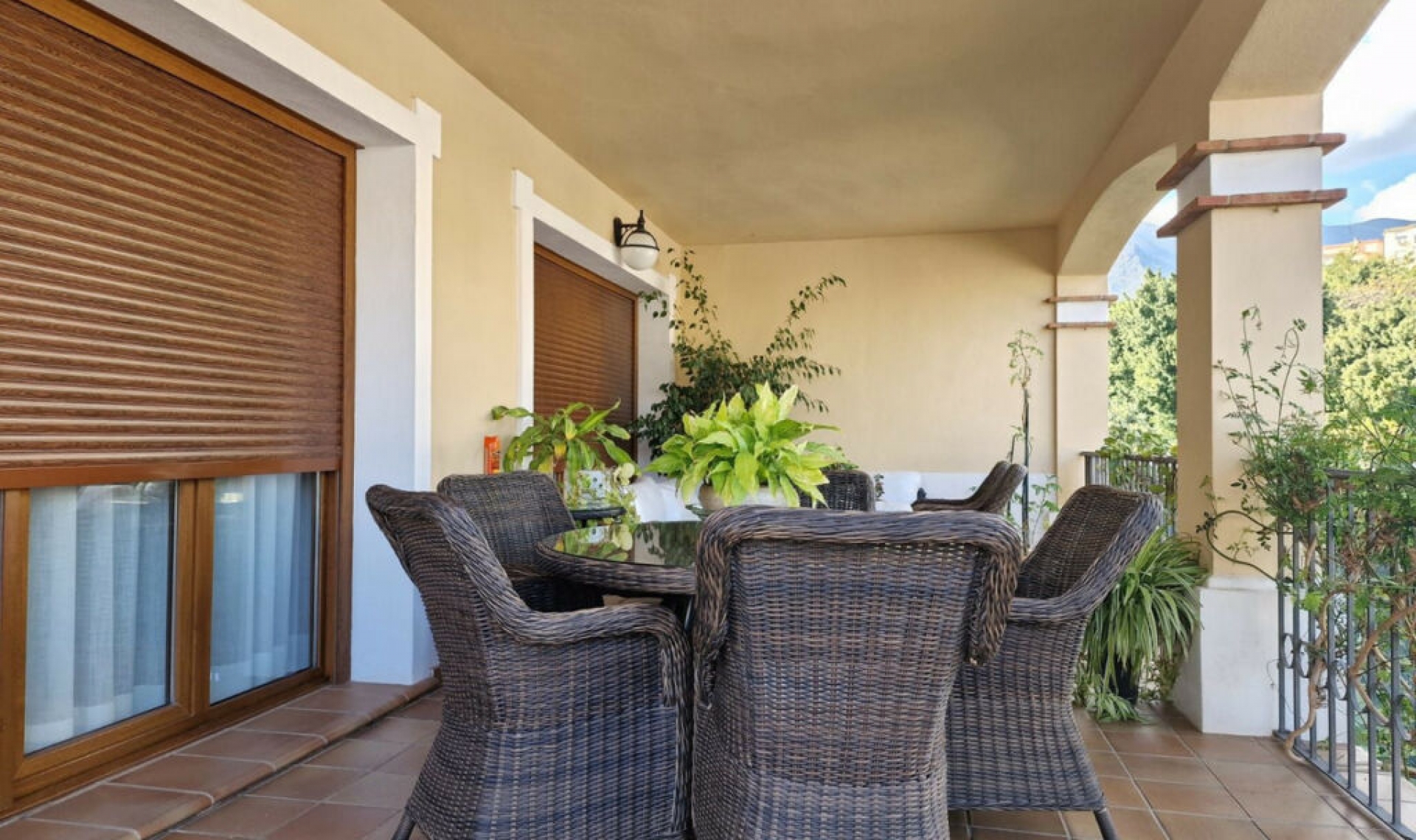 Resale - House -
Marbella