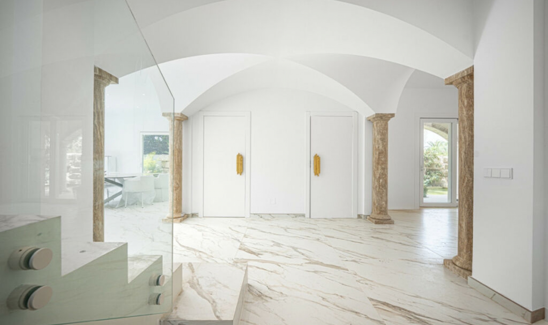 Resale - House -
Marbella