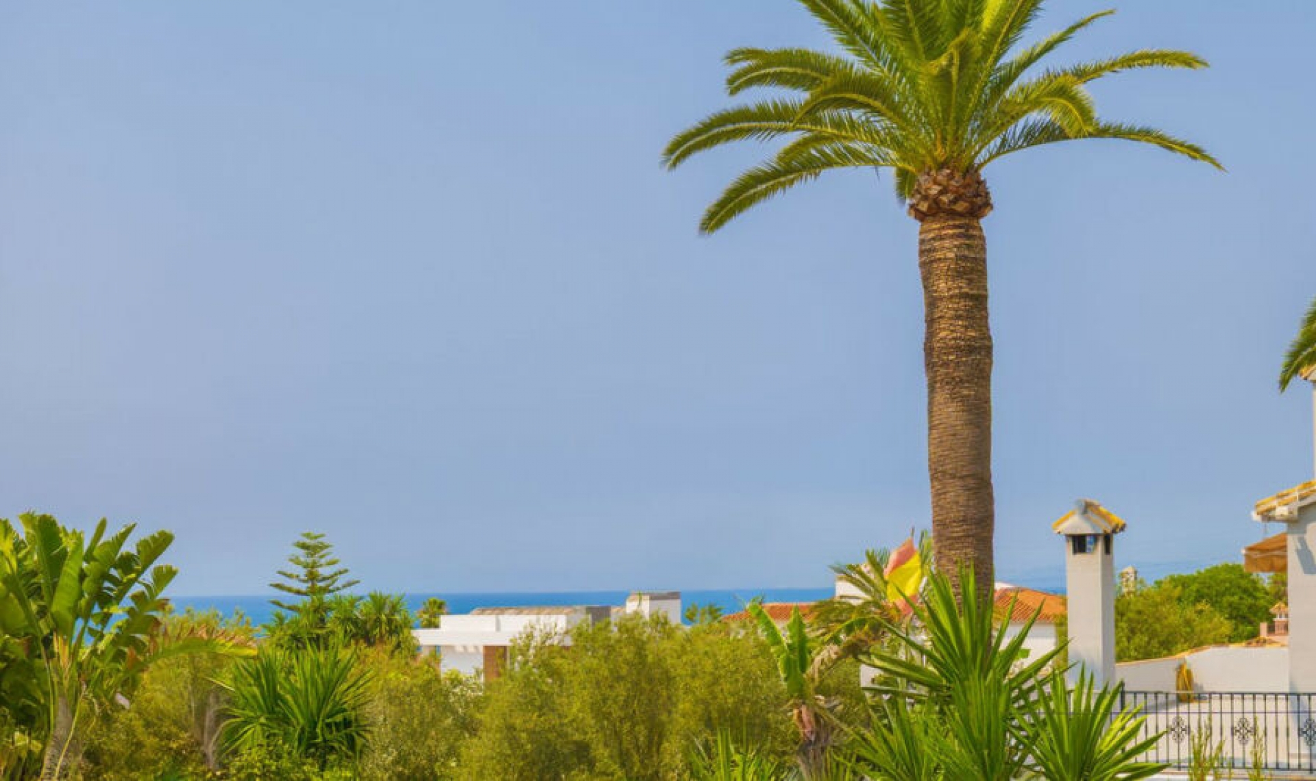 Resale - House -
Marbella