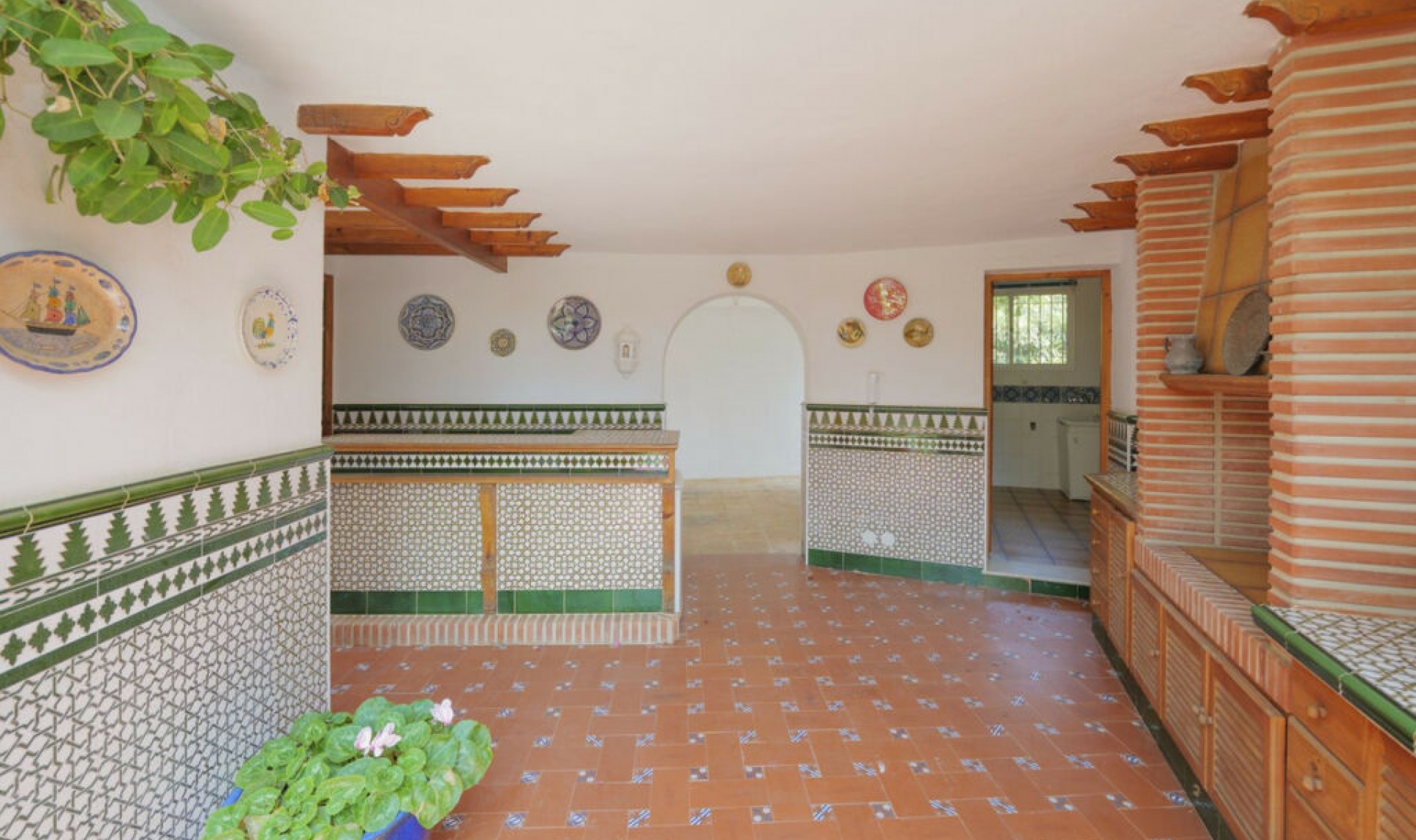 Resale - House -
Marbella