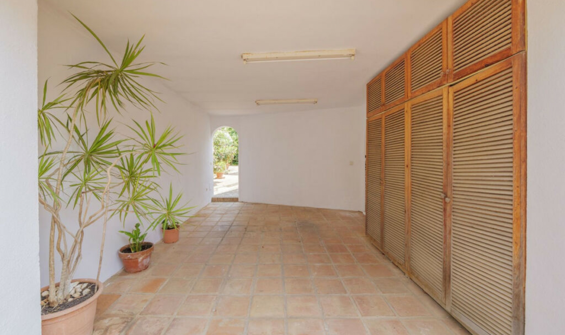 Resale - House -
Marbella
