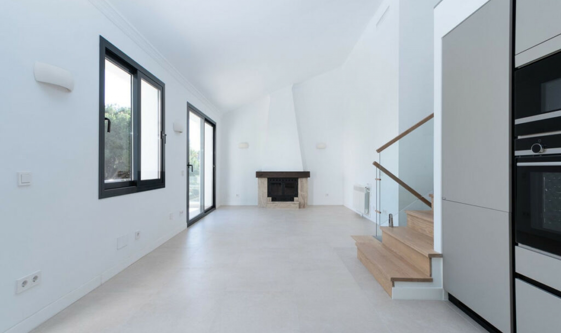 Resale - House -
Marbella