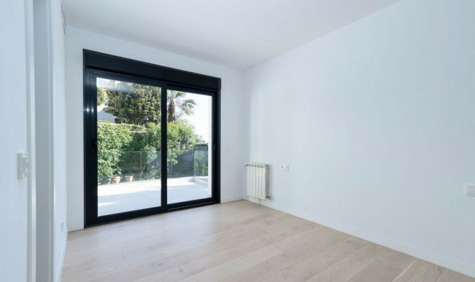 Resale - House -
Marbella