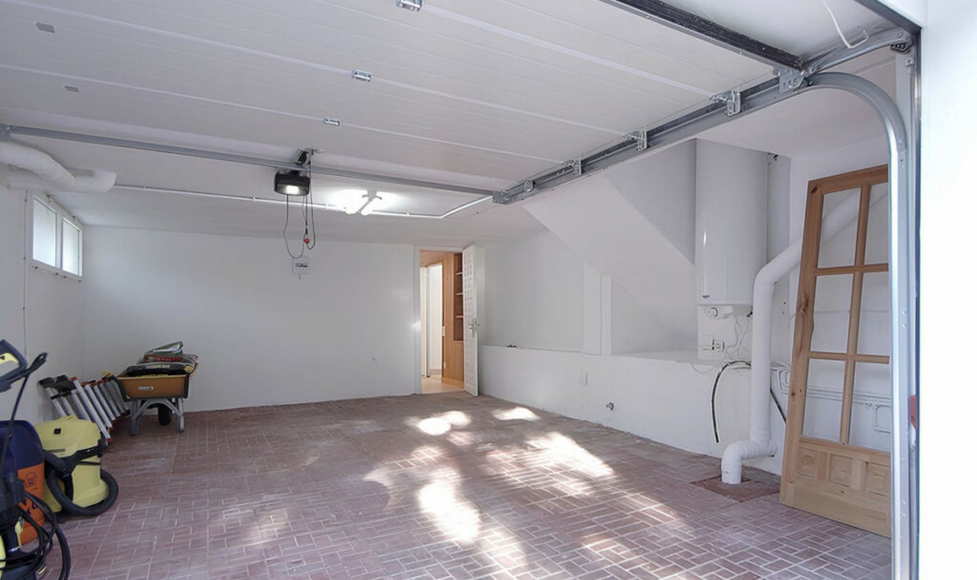 Resale - House -
Marbella