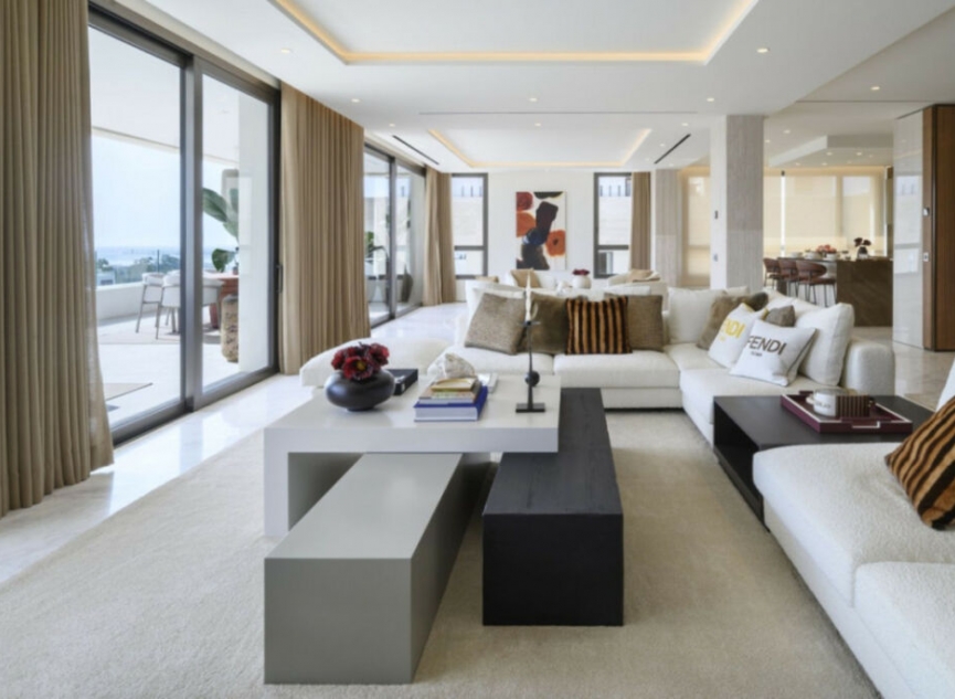 Resale - House -
Marbella