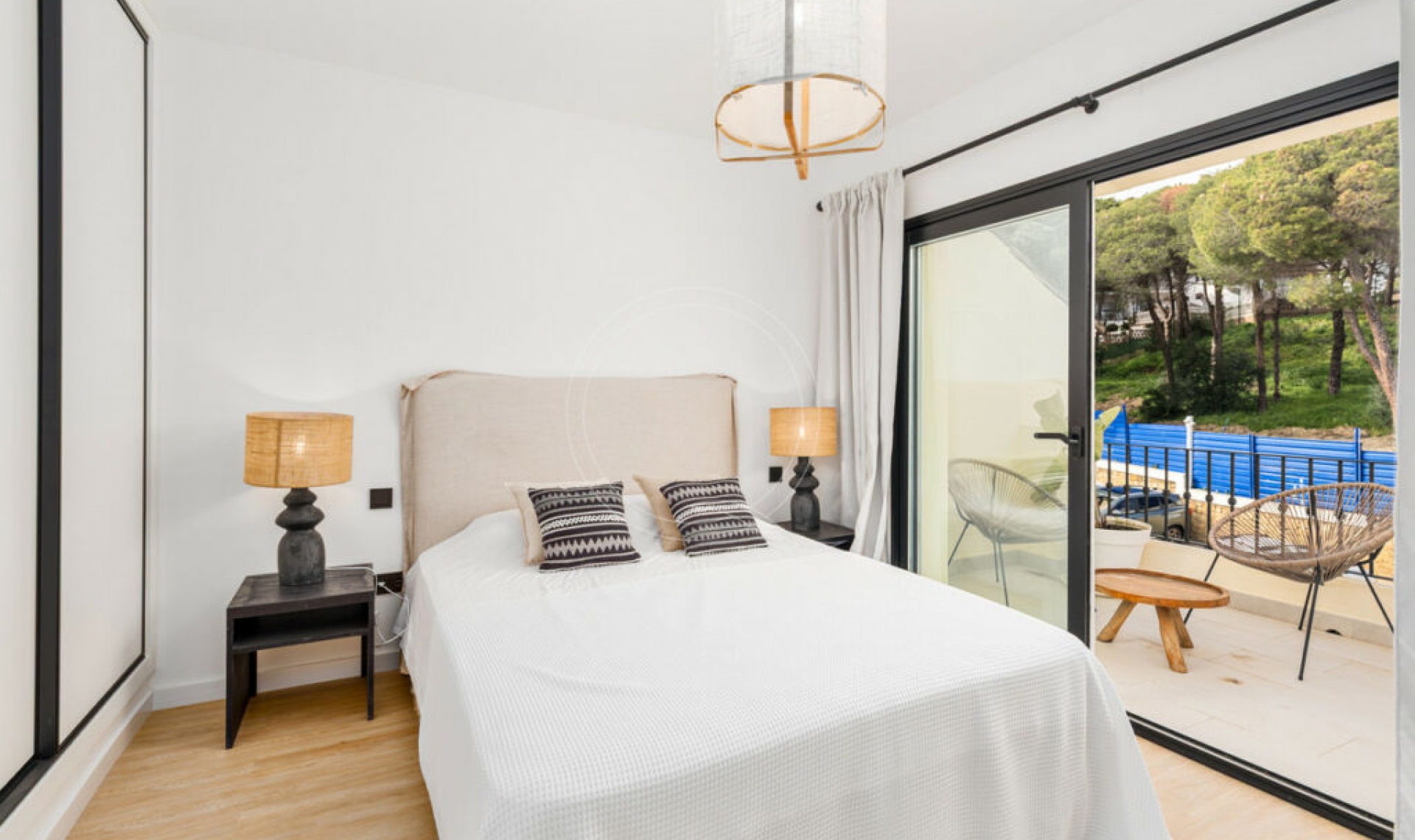 Resale - House -
Marbella