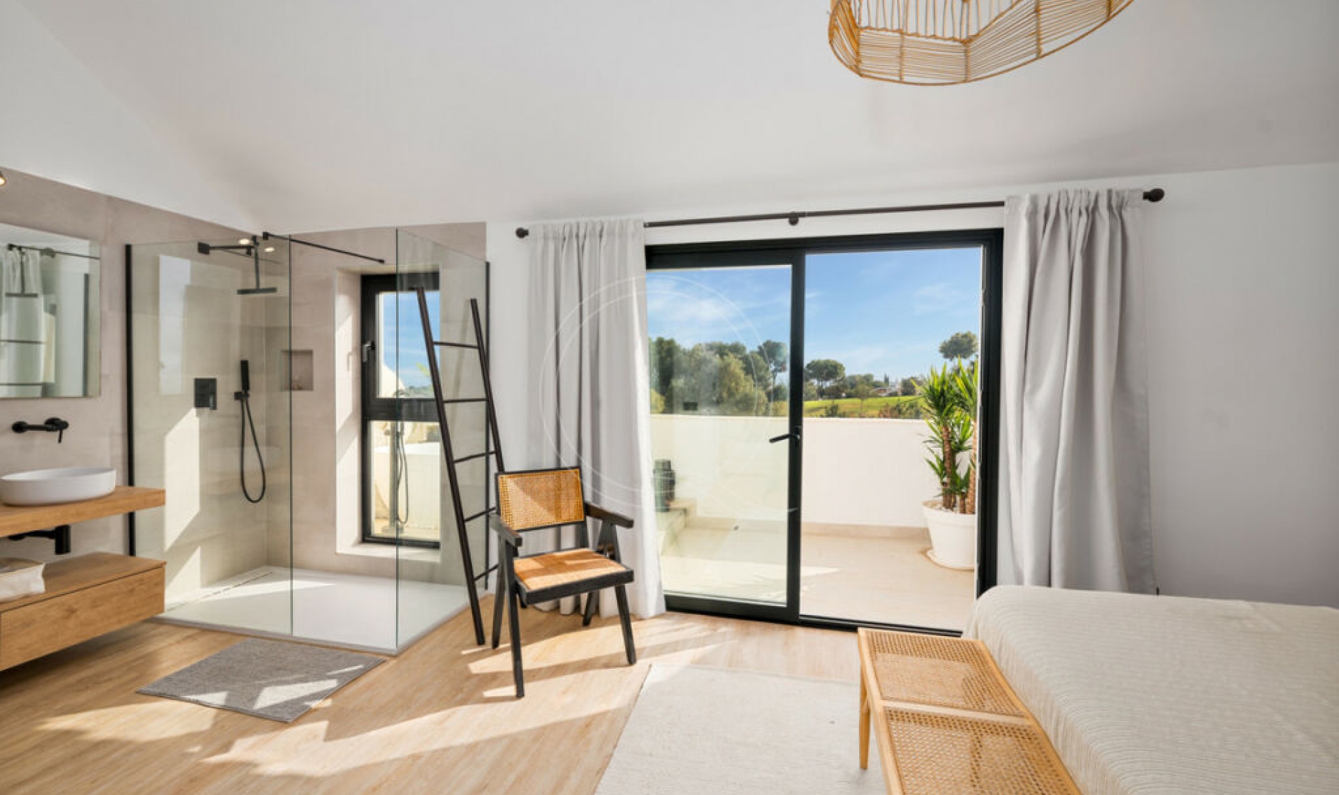 Resale - House -
Marbella