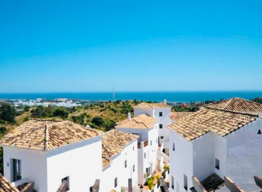 Resale - House -
Marbella