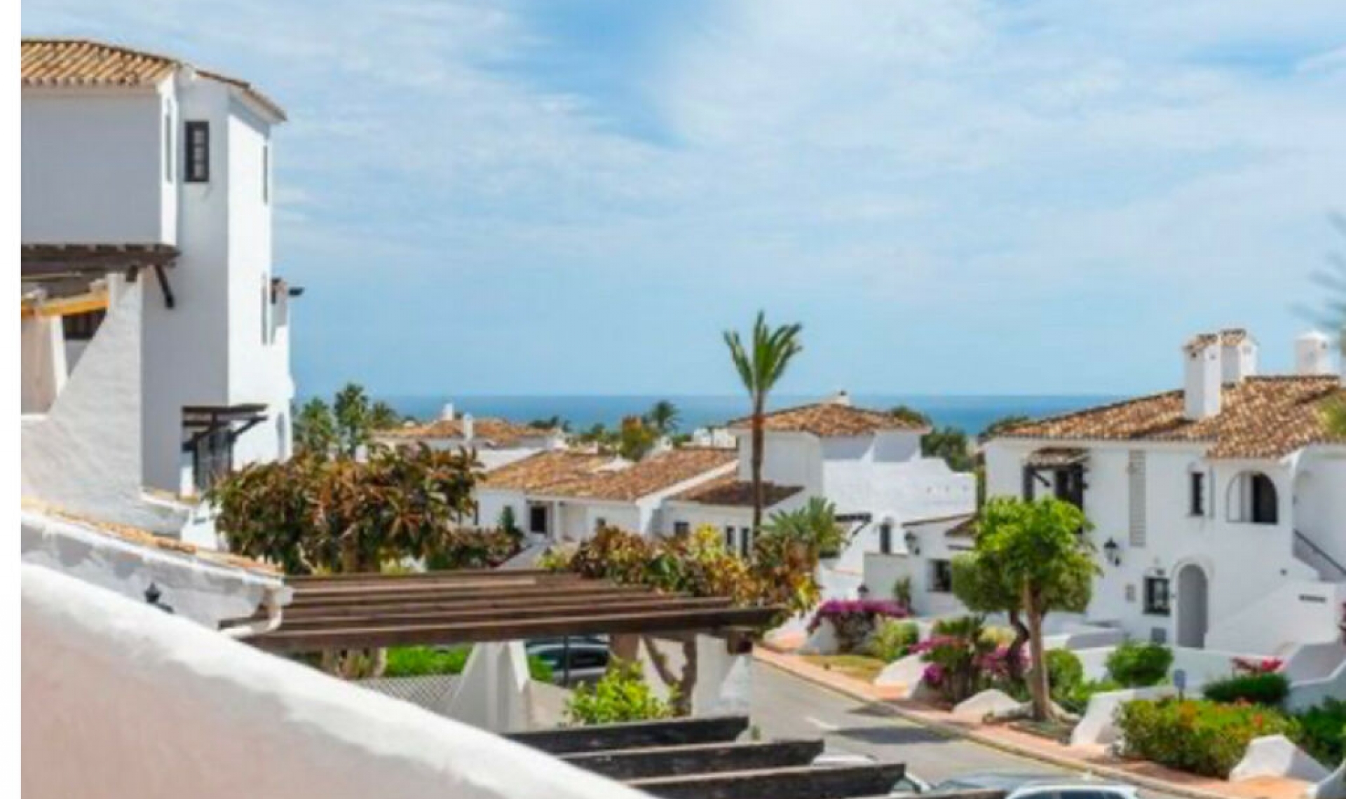 Resale - House -
Marbella