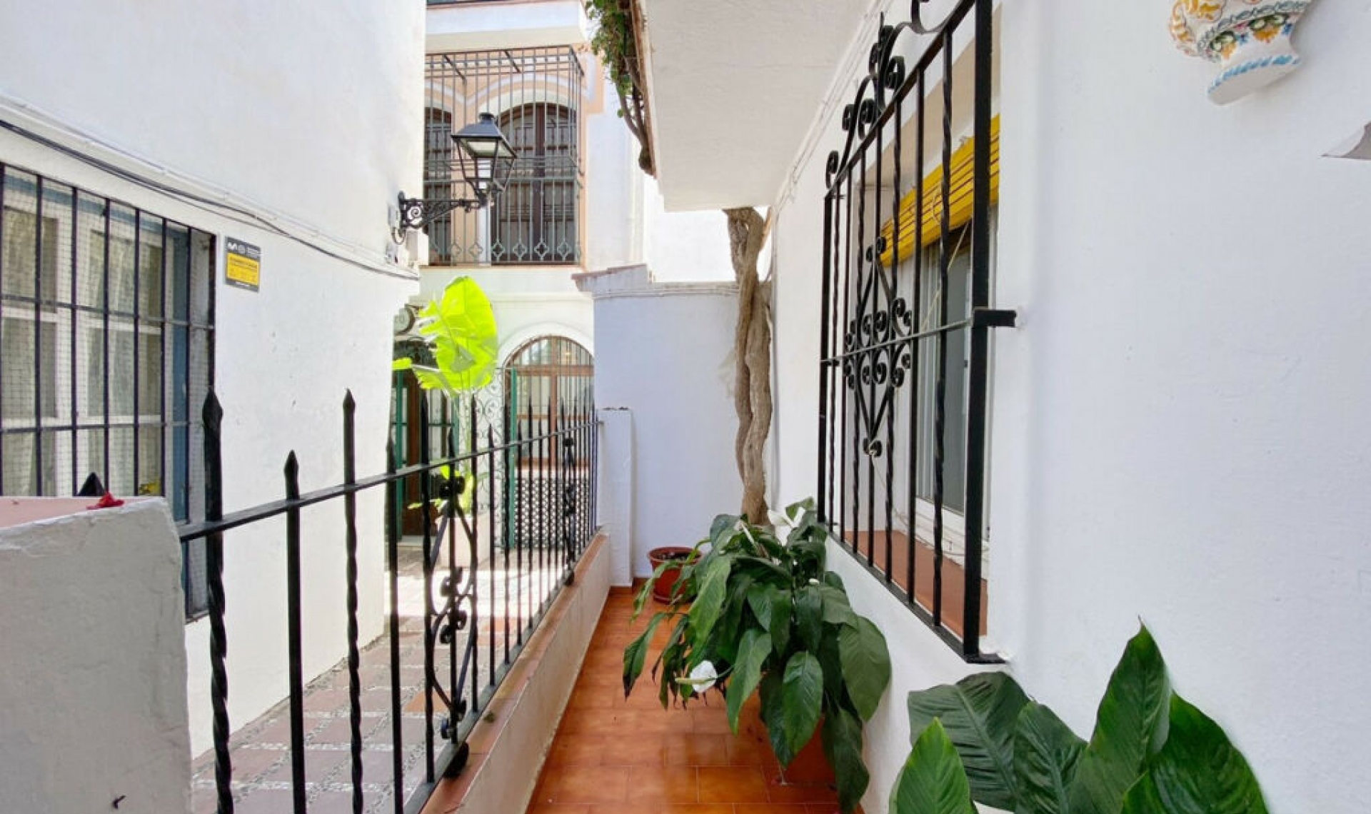 Resale - House -
Marbella