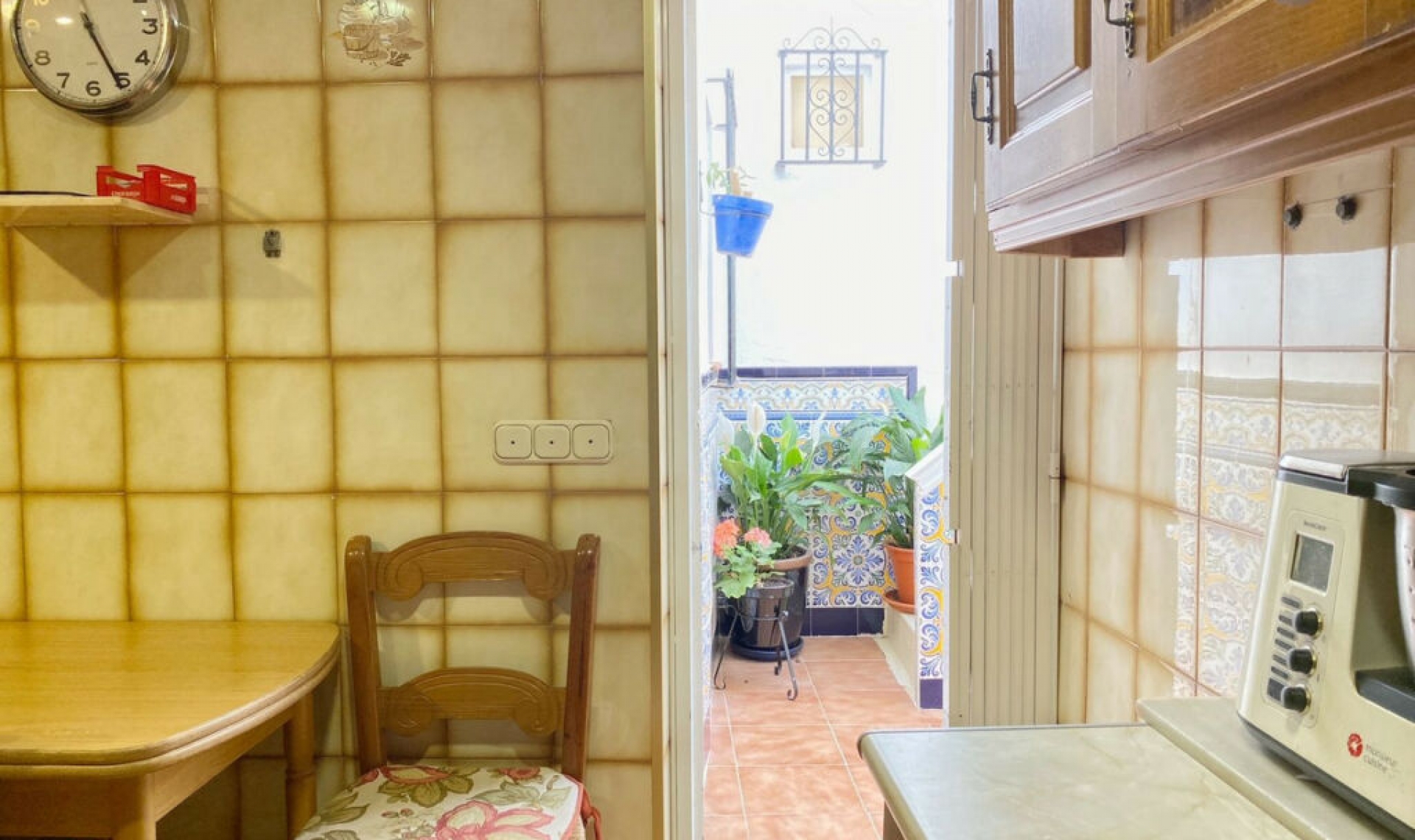 Resale - House -
Marbella