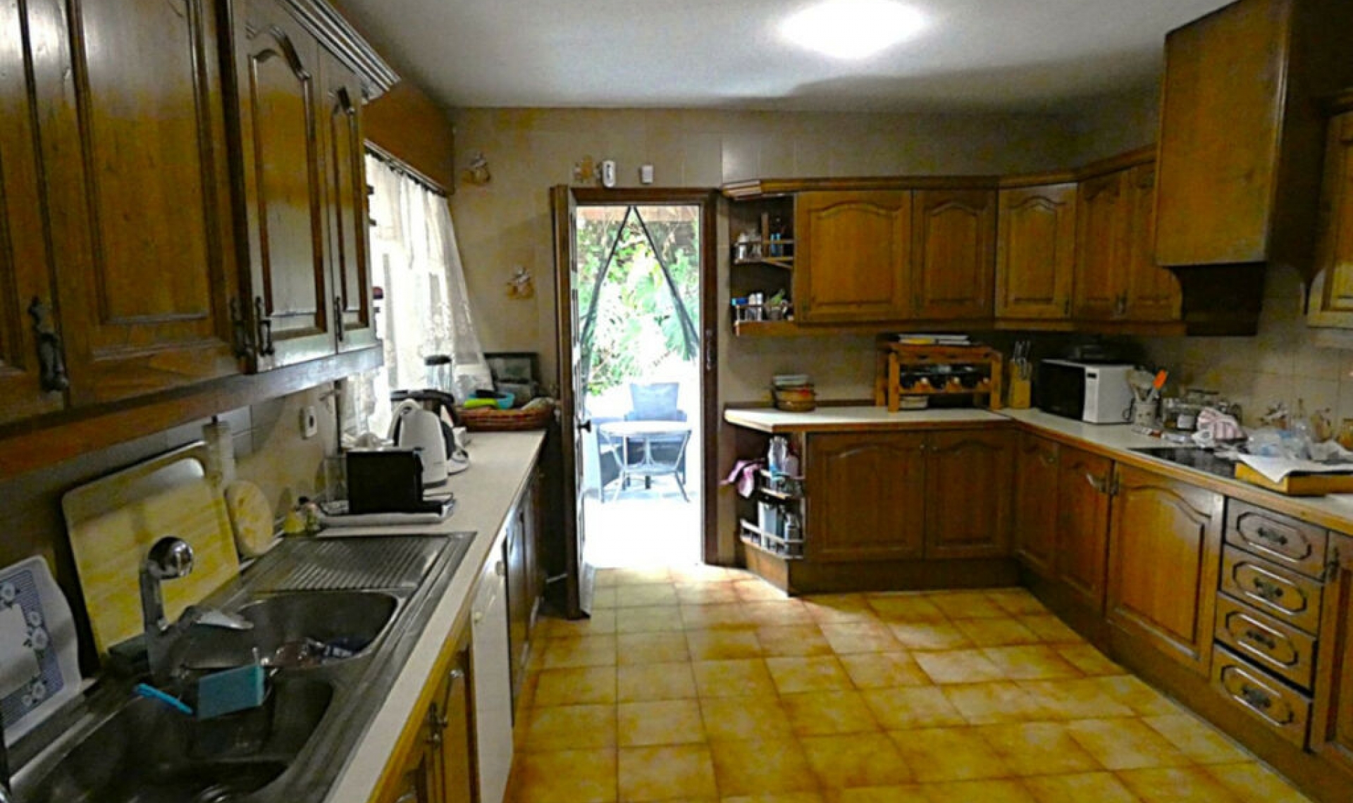 Resale - House -
Marbella