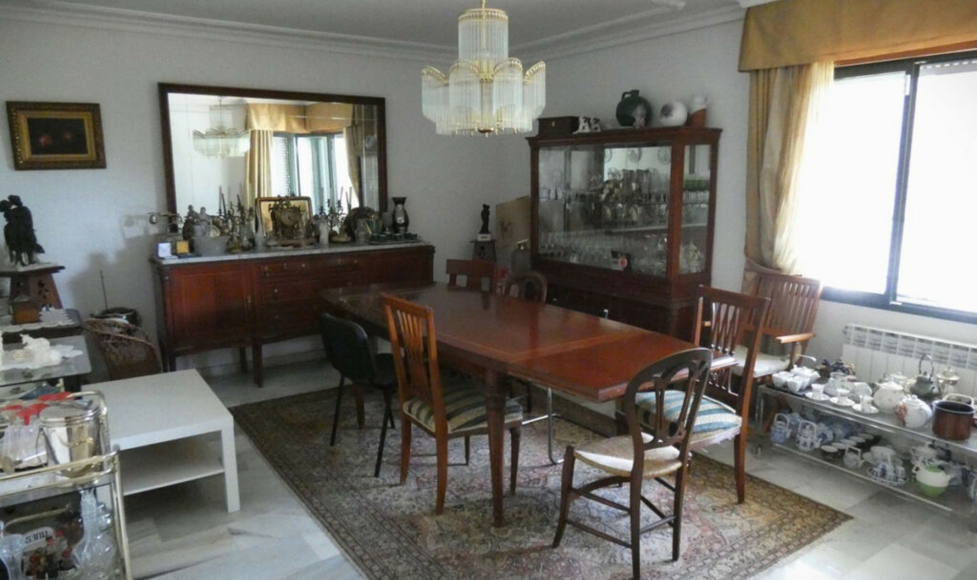 Resale - House -
Marbella