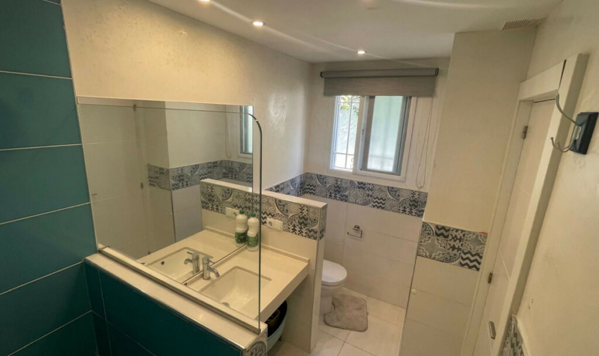 Resale - House -
Marbella