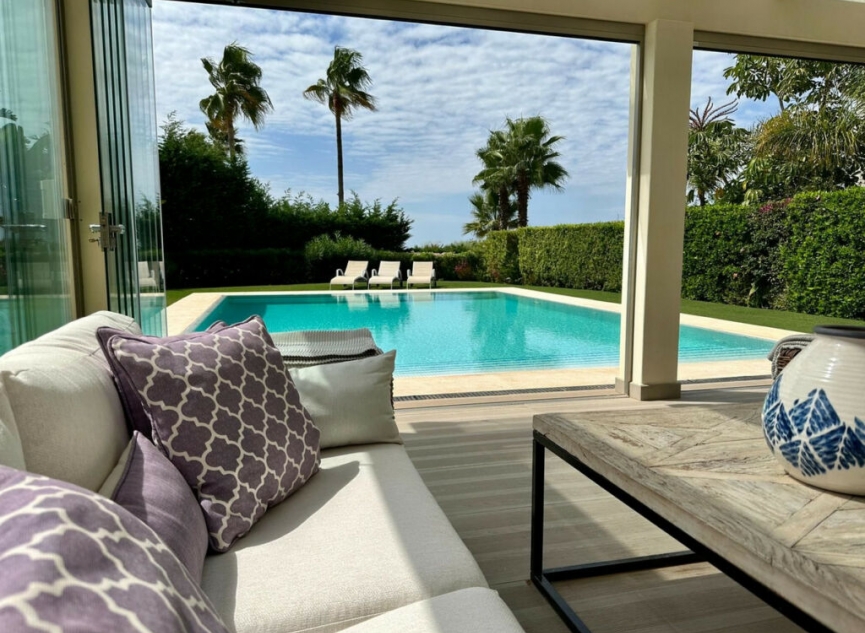 Resale - House -
Marbella