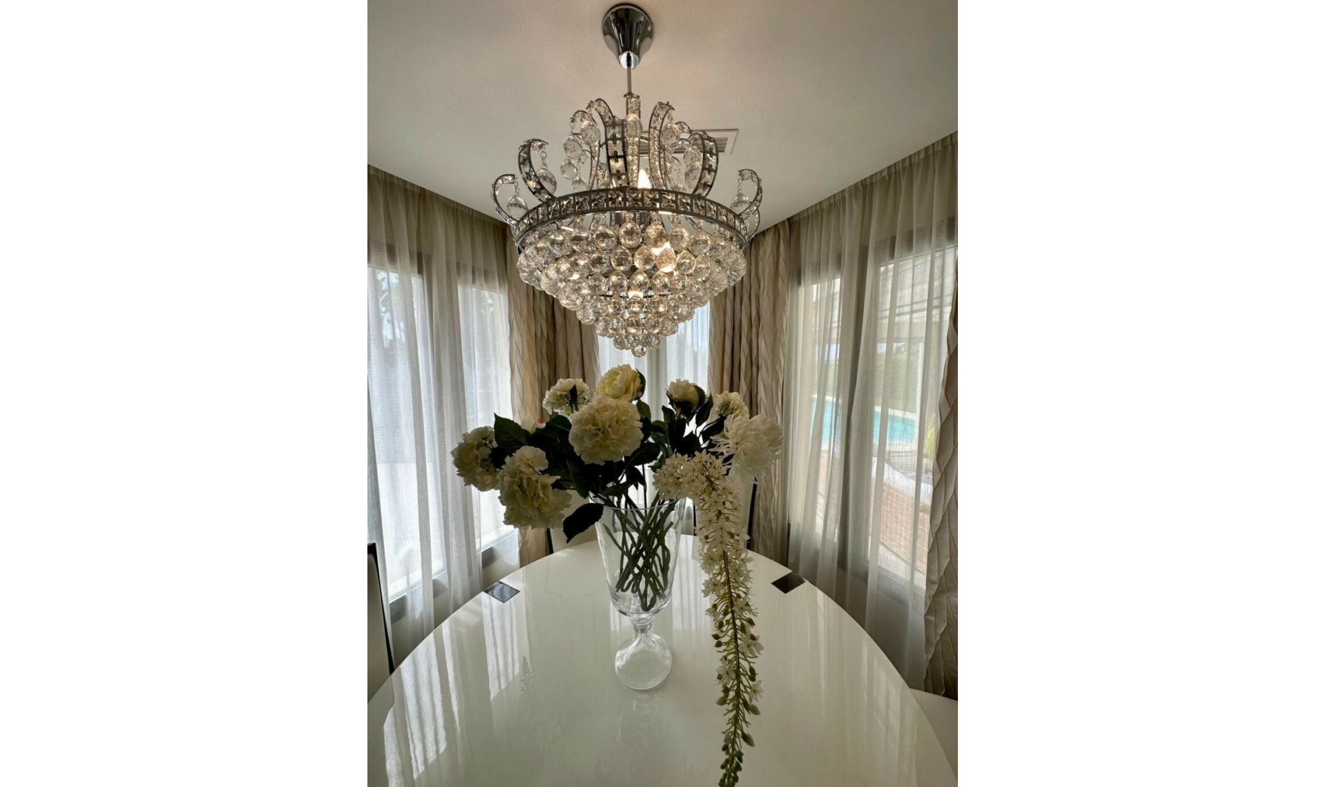 Resale - House -
Marbella