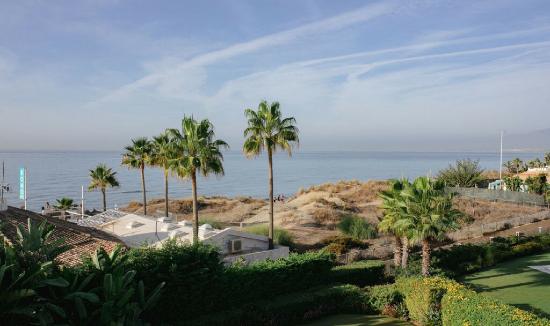 Resale - House -
Marbella