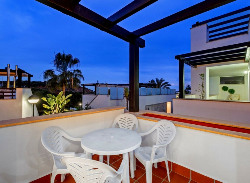 Resale - House -
Marbella