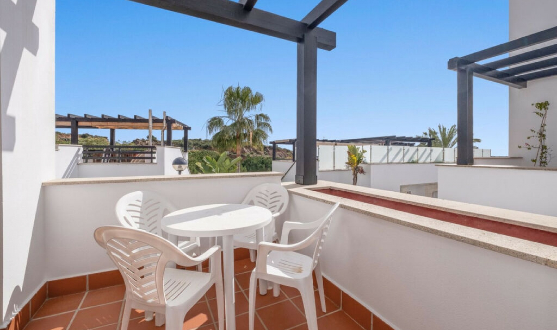 Resale - House -
Marbella
