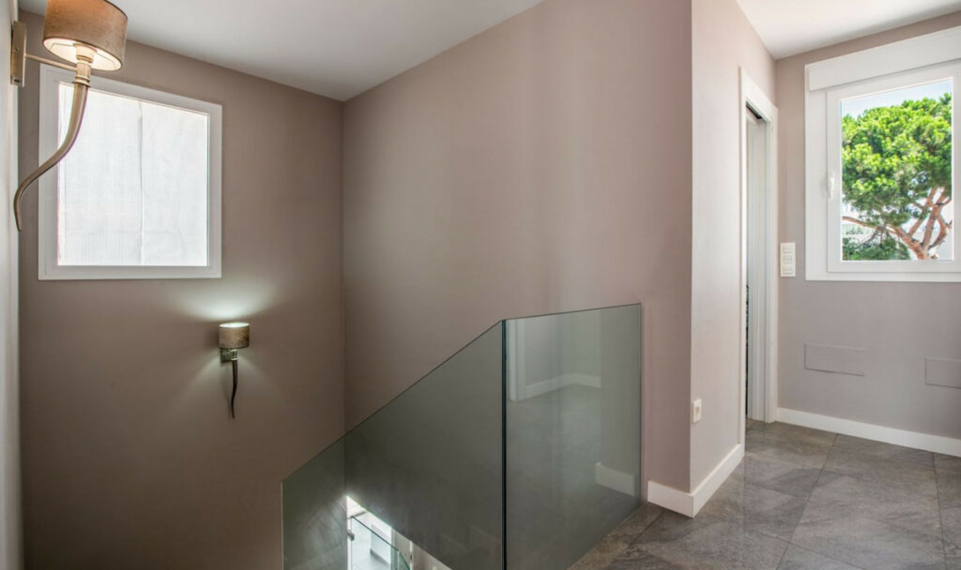 Resale - House -
Marbella