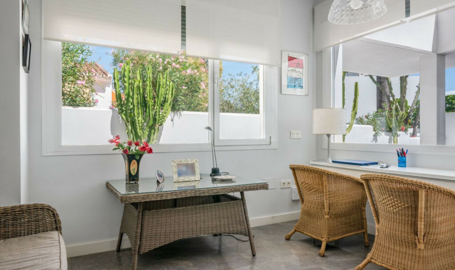 Resale - House -
Marbella