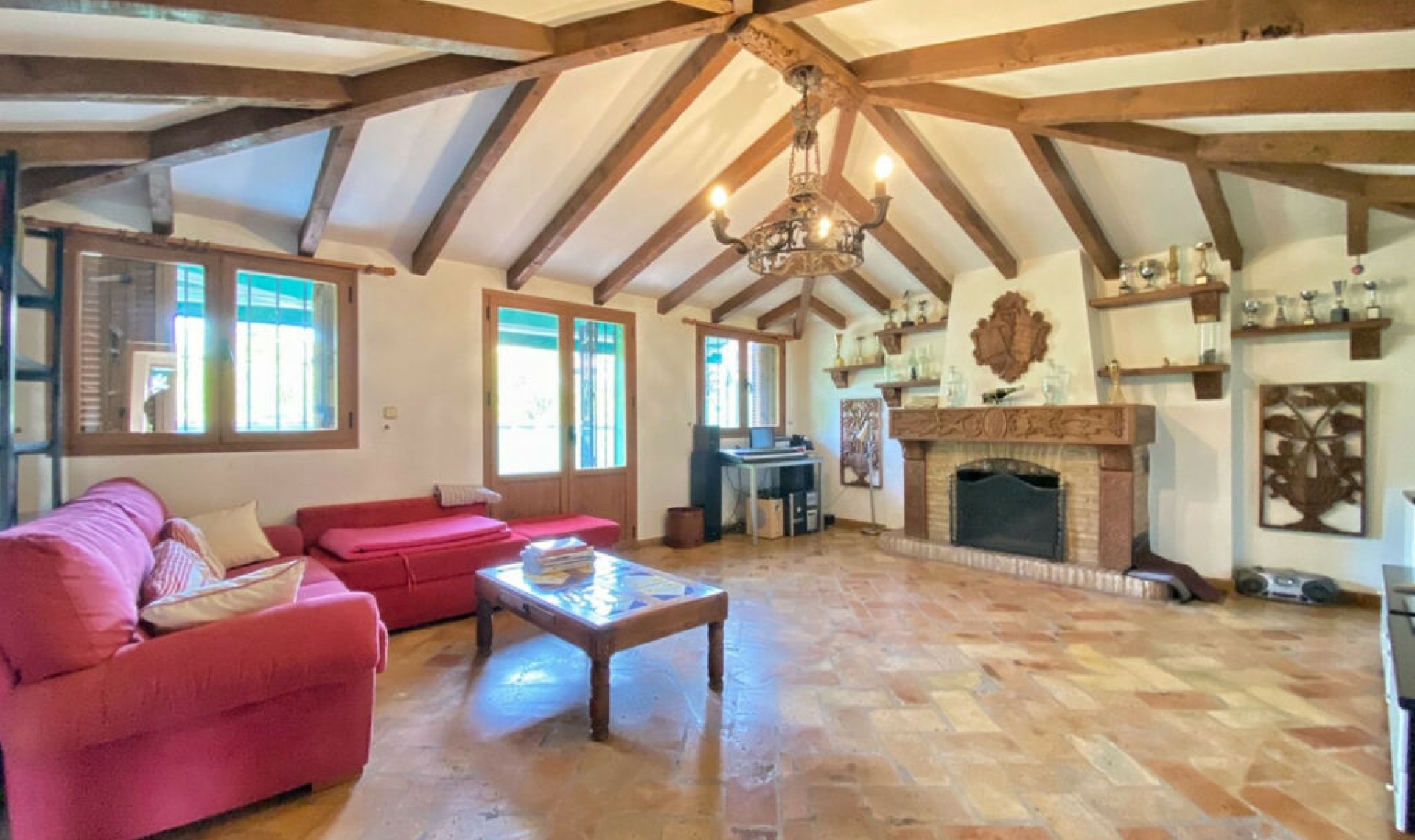 Resale - House -
Marbella