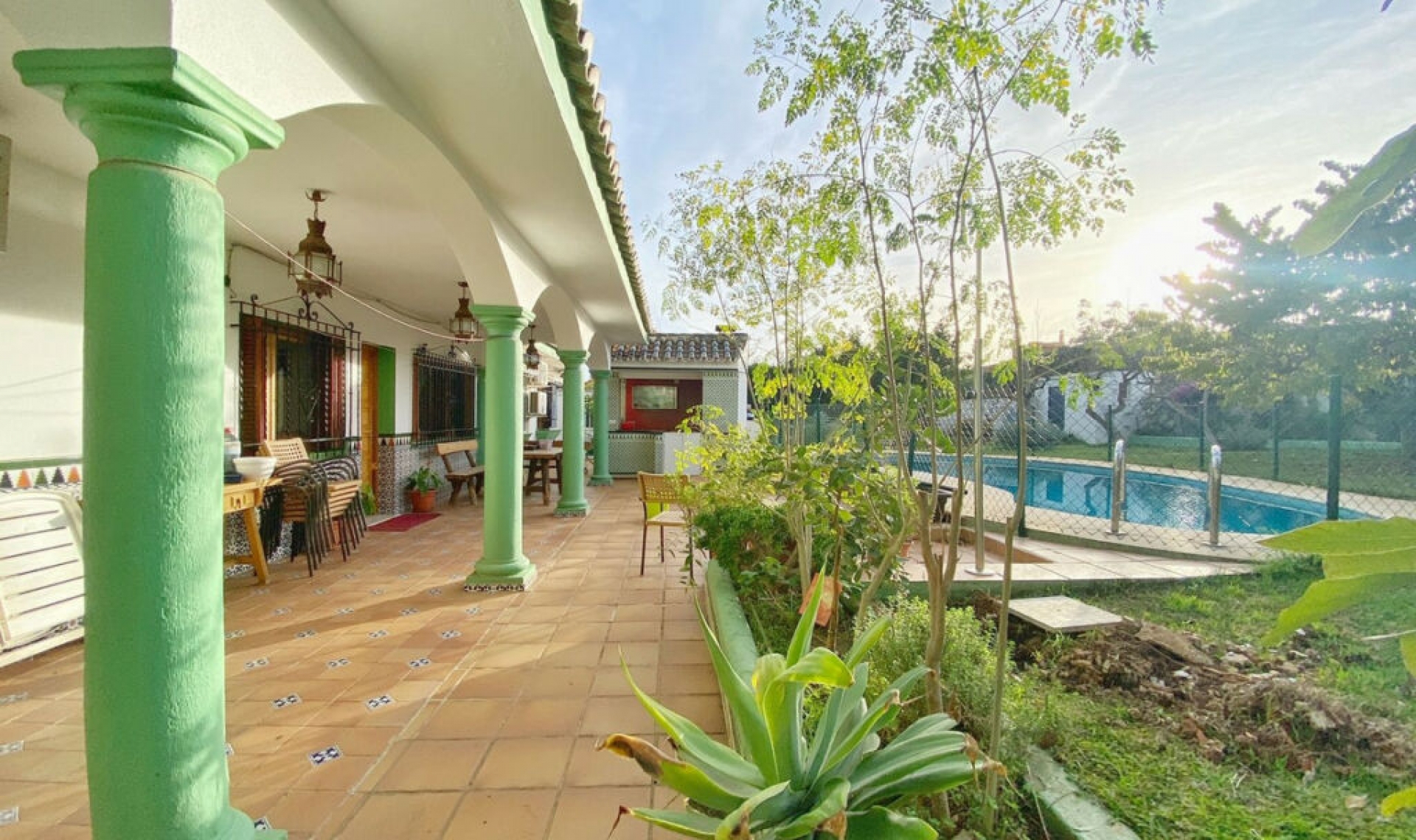 Resale - House -
Marbella