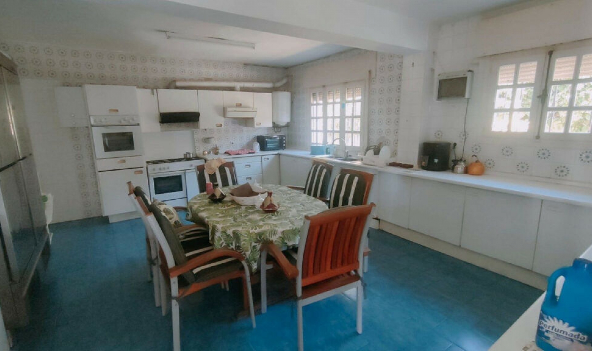 Resale - House -
Marbella