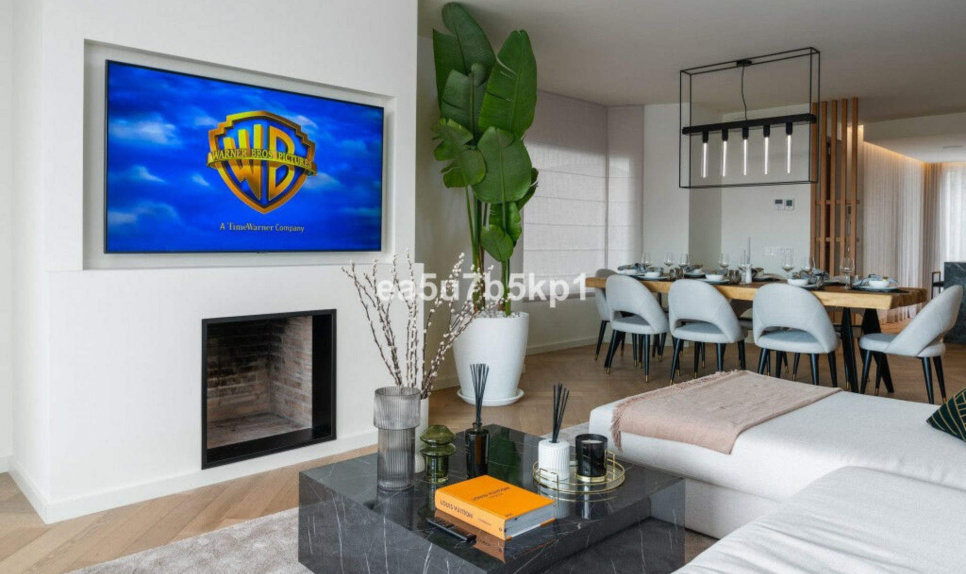 Resale - House -
Marbella