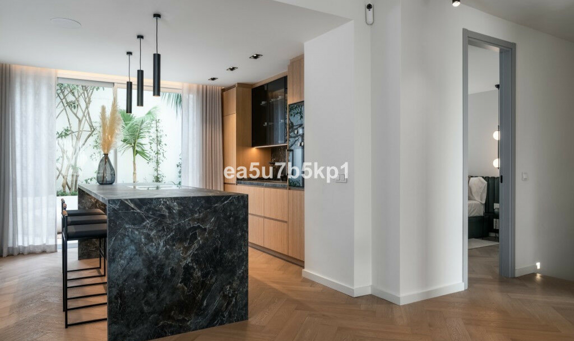 Resale - House -
Marbella