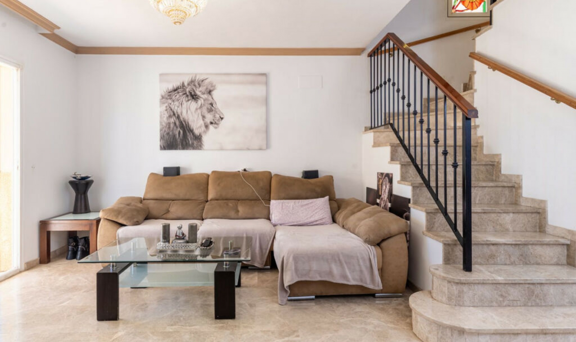 Resale - House -
Marbella