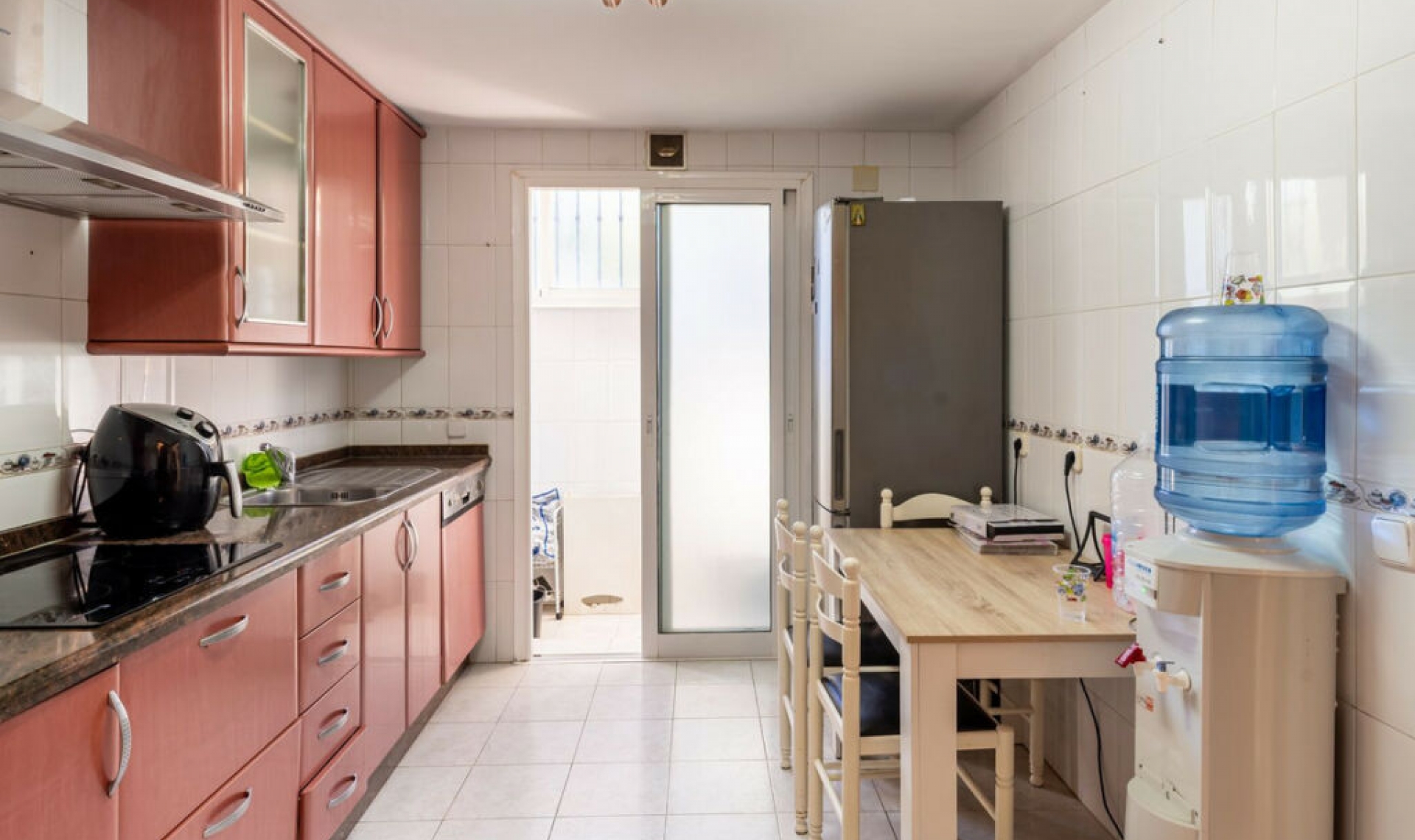 Resale - House -
Marbella