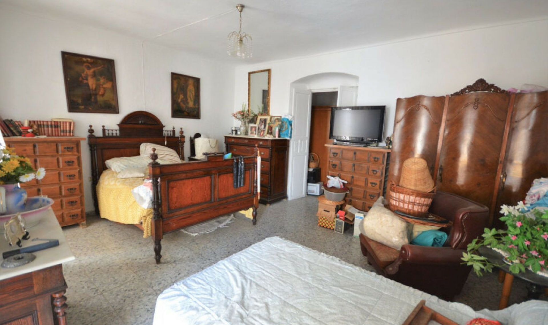 Resale - House -
Marbella