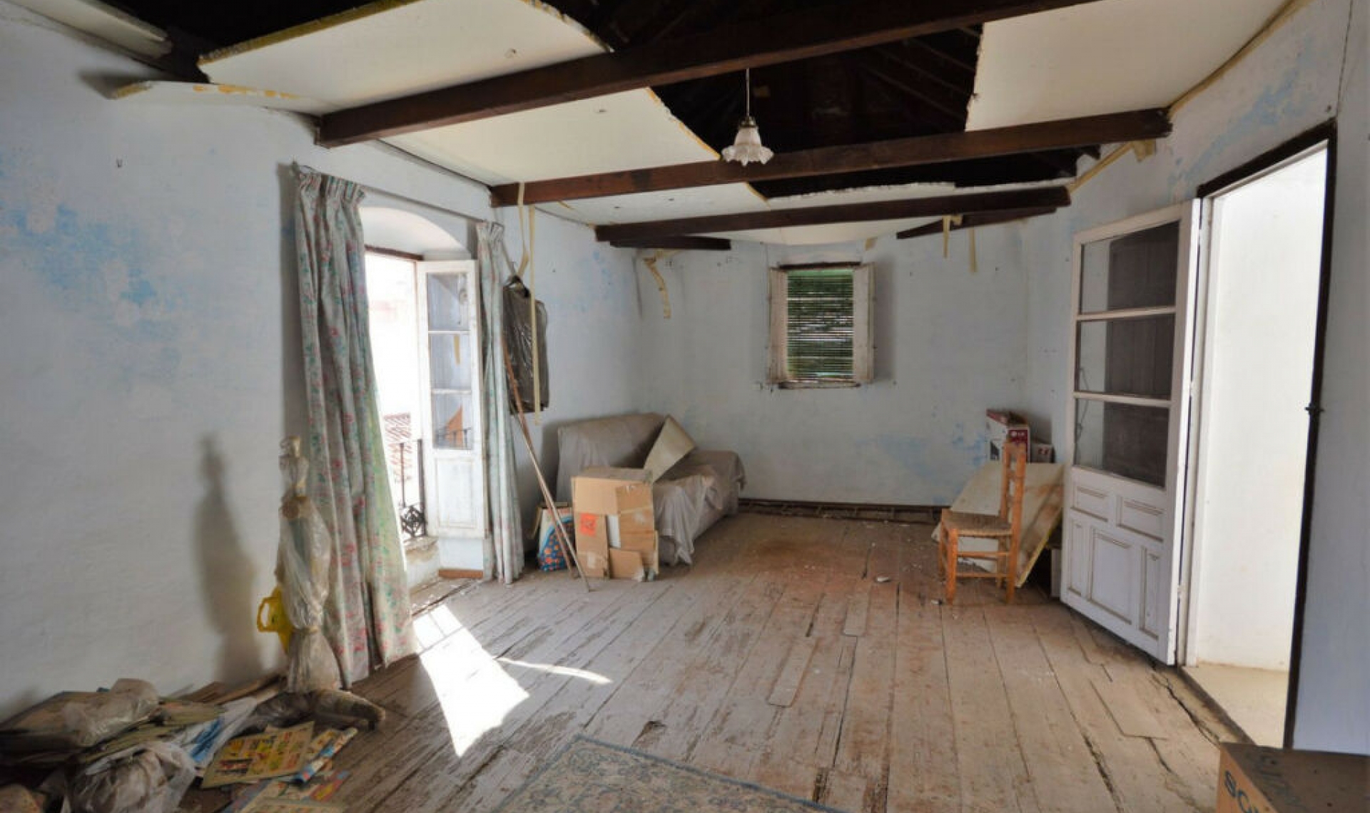 Resale - House -
Marbella