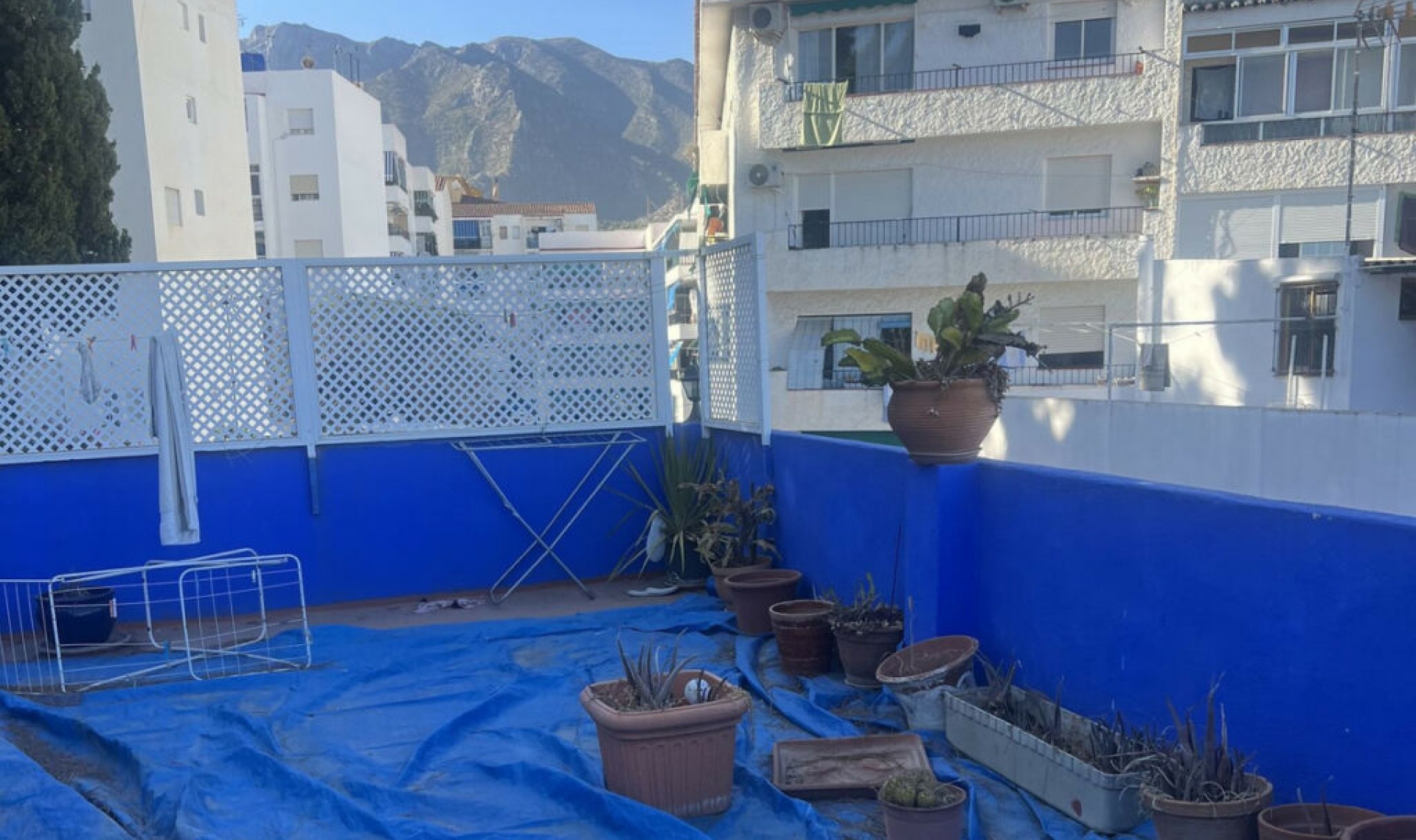 Resale - House -
Marbella
