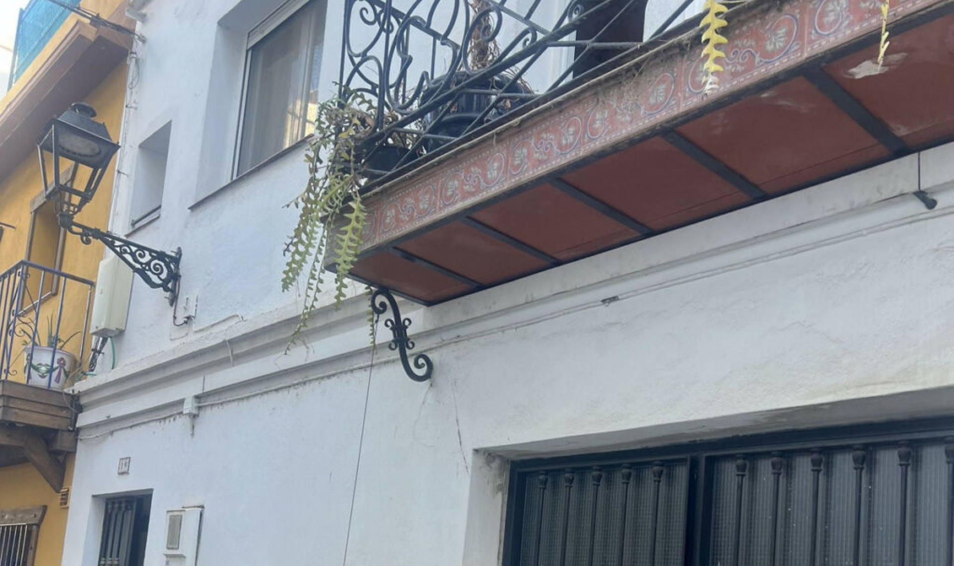 Resale - House -
Marbella