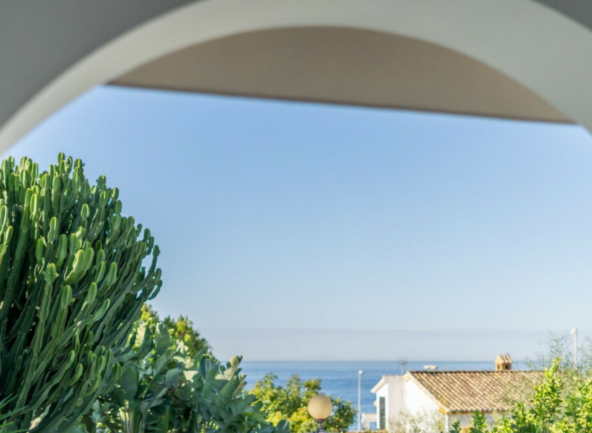 Resale - House -
Marbella