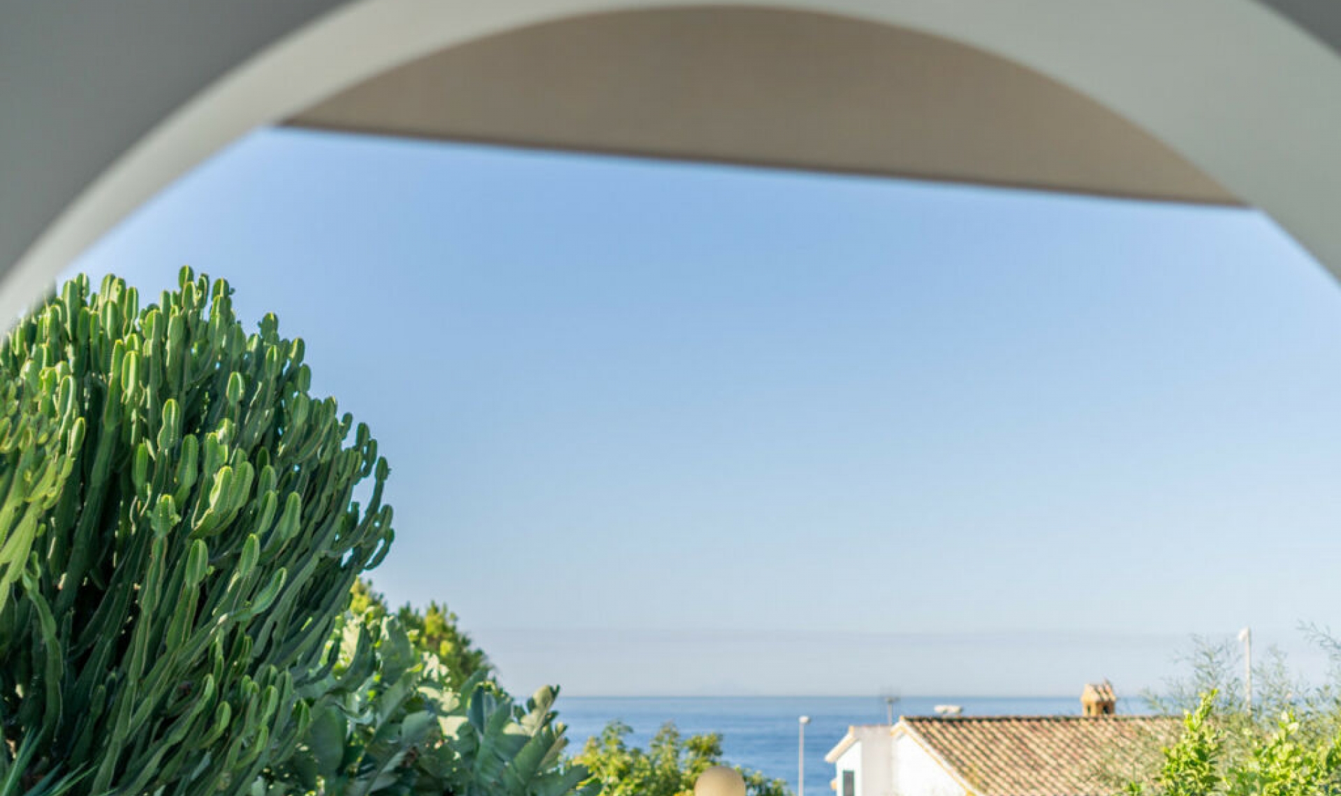 Resale - House -
Marbella