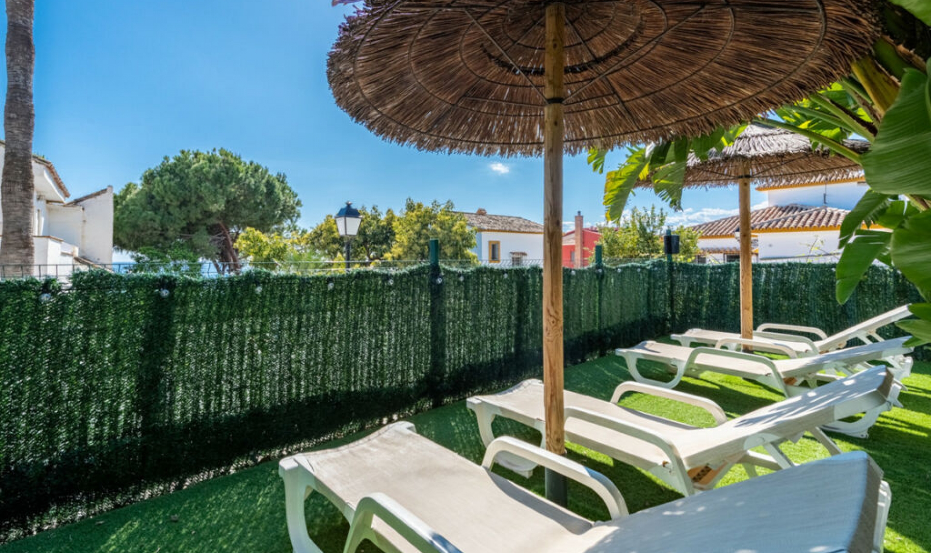 Resale - House -
Marbella
